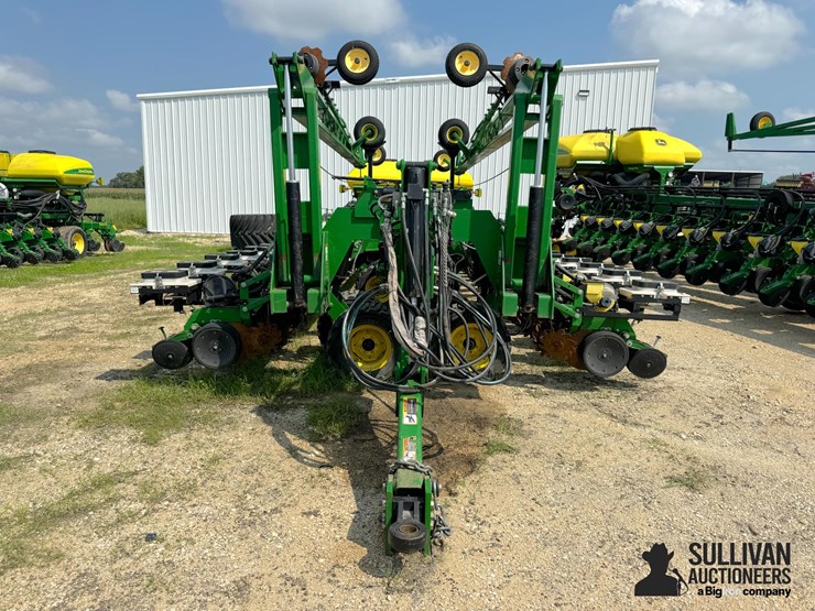 2013-john-deere-db90-image-2
