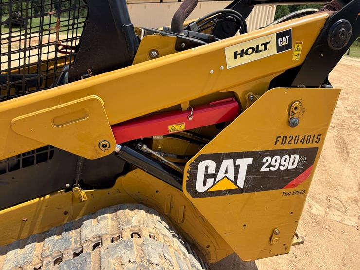 2019-caterpillar-299d2-image-25