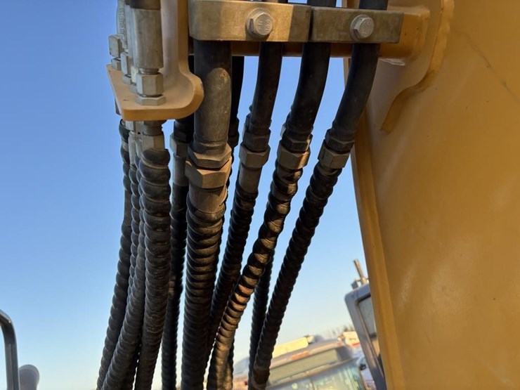 2023-xcmg-xe155ucr-hydraulic-excavator-image-56
