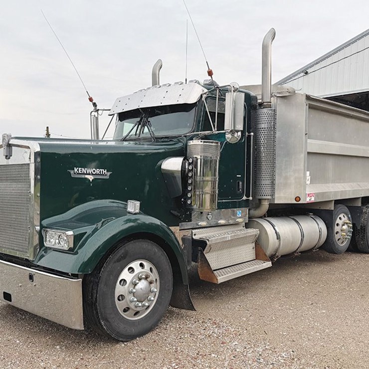 2005 KENWORTH W900L