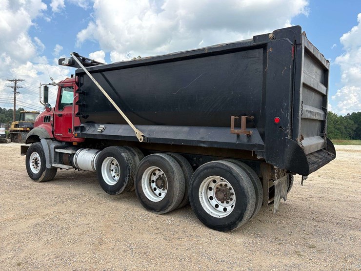 2007-mack-granite-ctp713-image-3