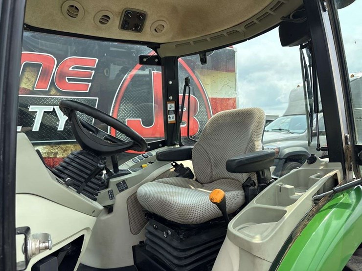 john-deere-4066r-image-14