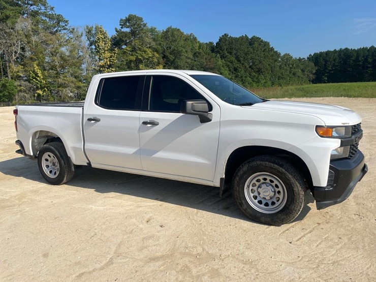 2019-chevrolet-silverado-1500-image-4