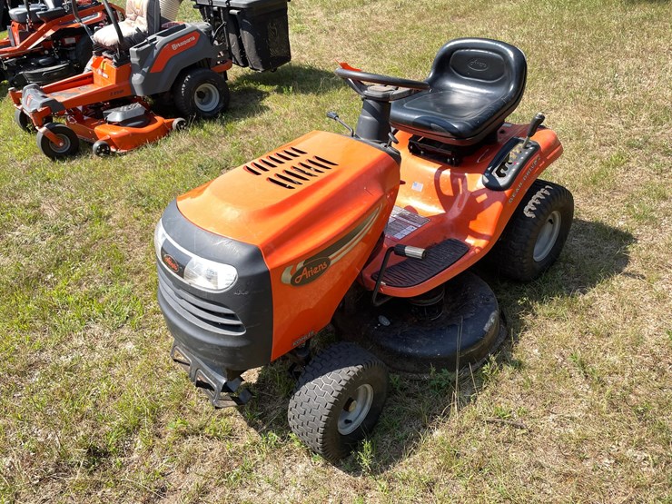 #7977-•-ariens-riding-lawn-mower-image-1