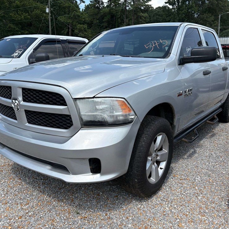 2013 DODGE 1500