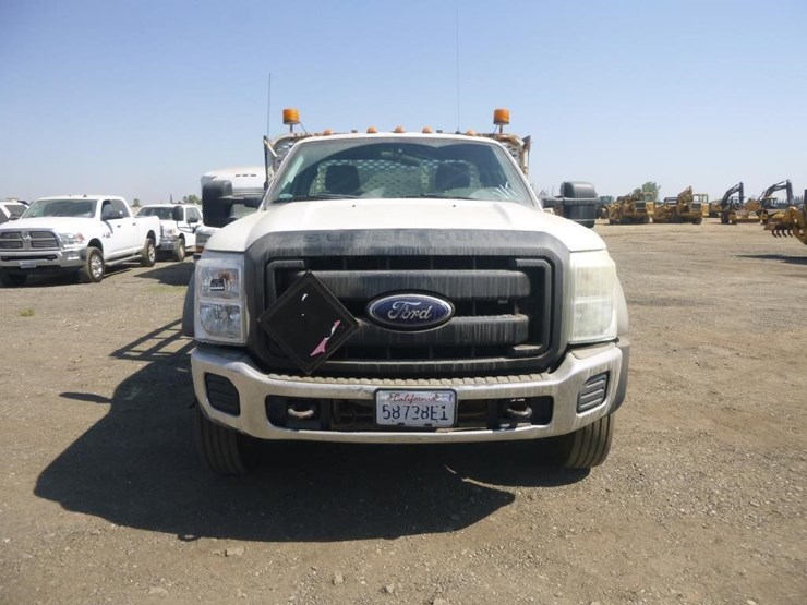 2012-ford-f550-image-18