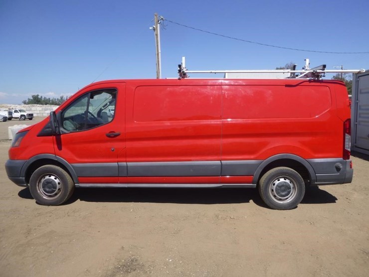 2016-ford-transit-image-6
