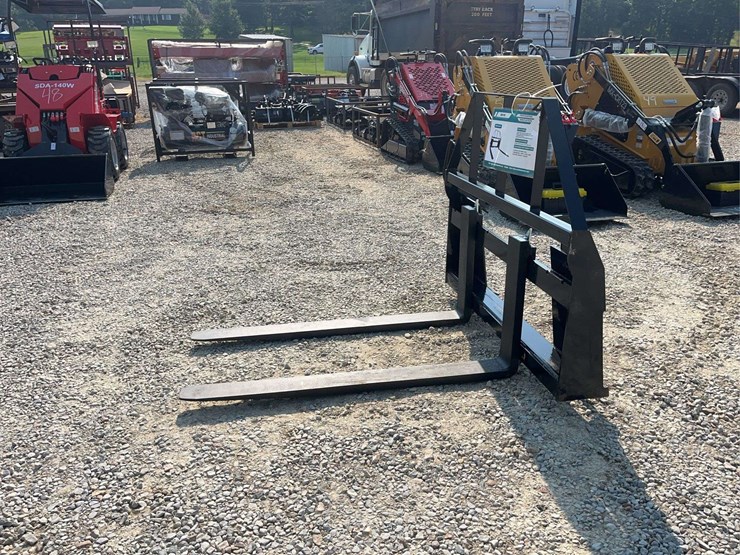 mower-king-skid-steer-forks-48-inch-image-4