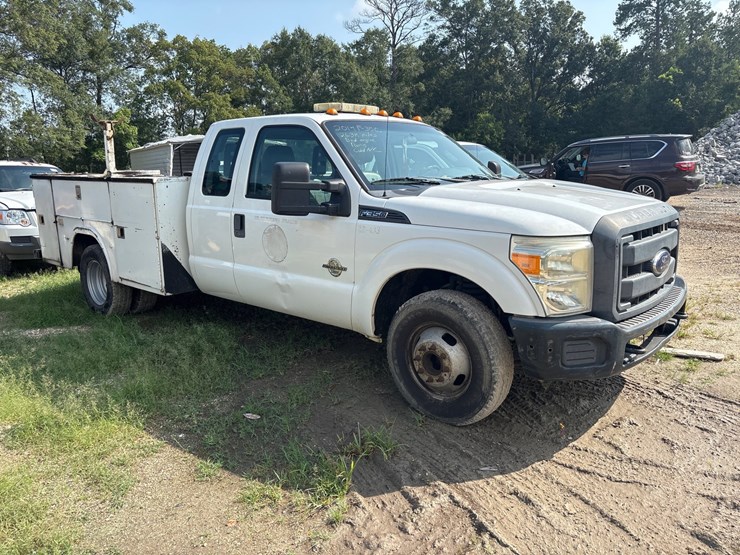 2014-ford-f350-image-4