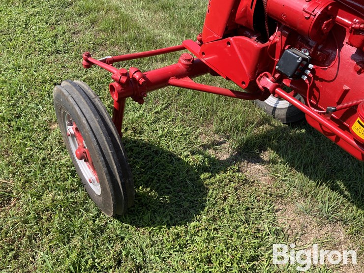mccormick-farmall-super-c-2wd-tractor-image-14