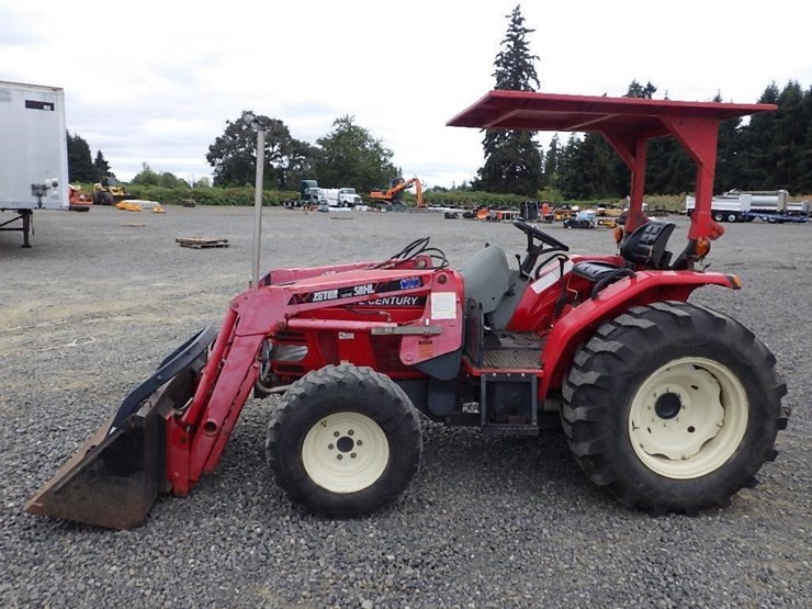 century-3647-tractor-loader-image-2