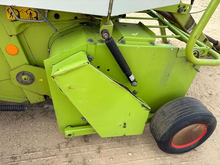 2003-claas-66-image-26