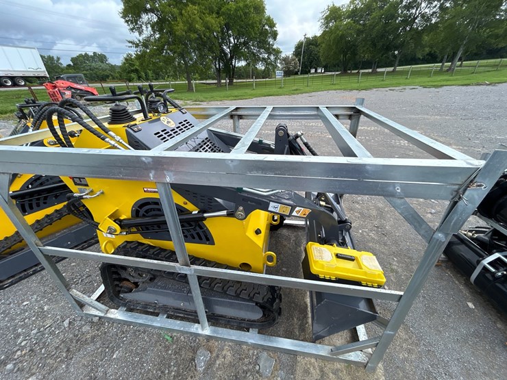 #11-•-2026-ats-t460-mini-track-skid-steer-image-3