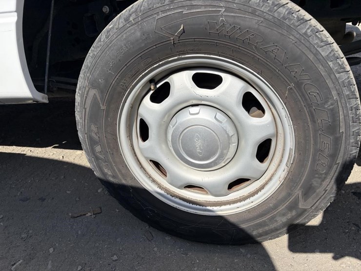 2014-ford-f150-image-18