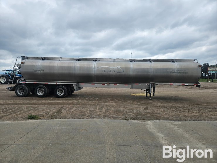 2014-walinga-hat-47-44102-tri/a-bulk-aluminum-feed-trailer-image-4