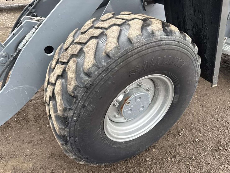 terex-tl80-image-9