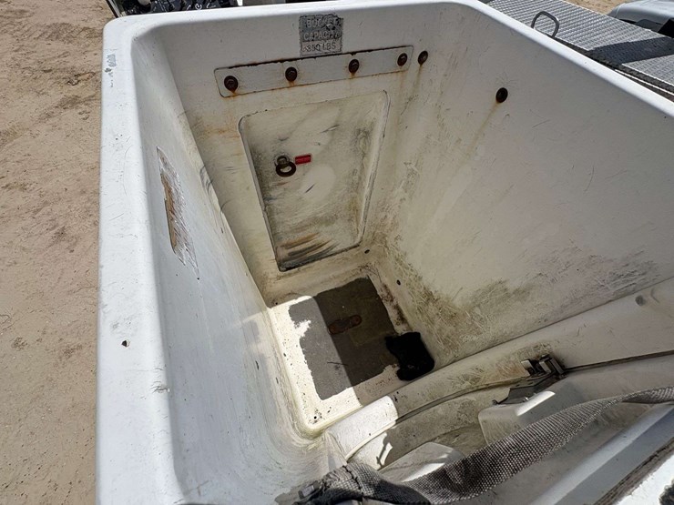 2012-altec-at200a-image-38