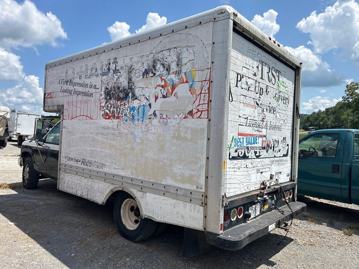 1994-gmc-3500-image-4