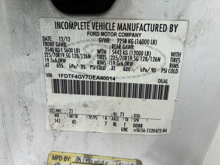 2013-ford-f450-image-19