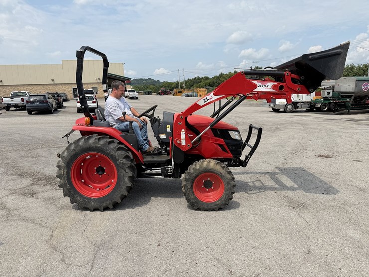 2020-zetor-m40ss-w/-zl-40-loader-image-1