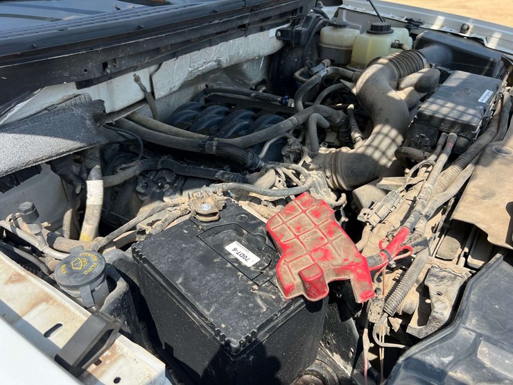 2011-ford-f150-image-25