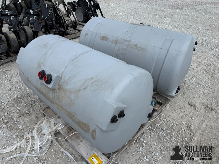 kinze-150-gal-liquid-fertilizer-tanks-image-1