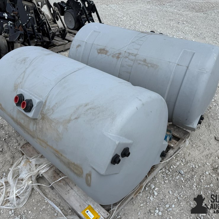 Kinze 150 Gal Liquid Fertilizer Tanks