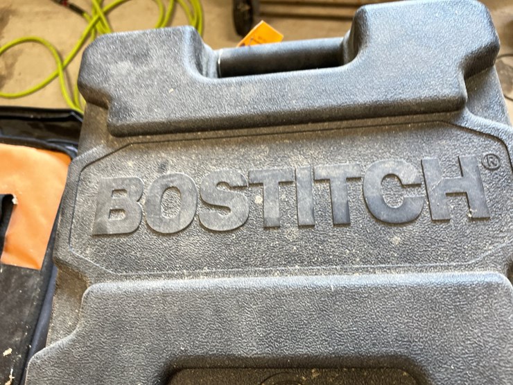 #10136-•-bostitch-smart-point-pneumatic-brad-nailer-image-6
