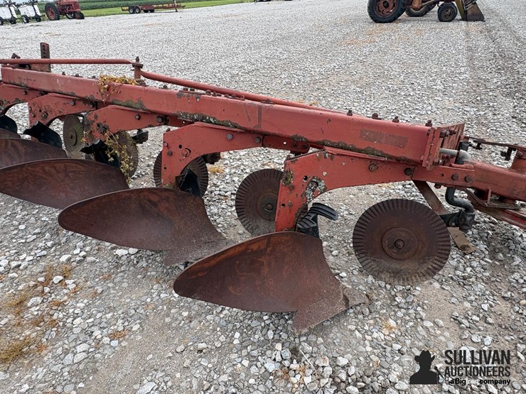 case-ih-710-image-11