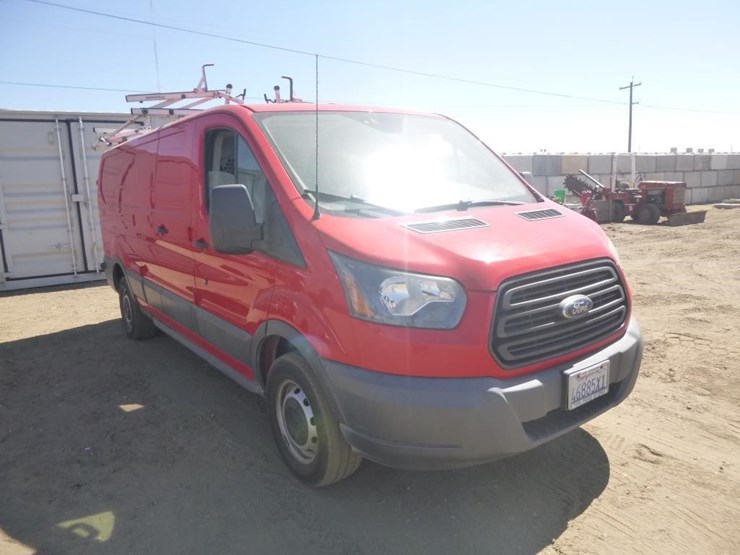 2016-ford-transit-image-3