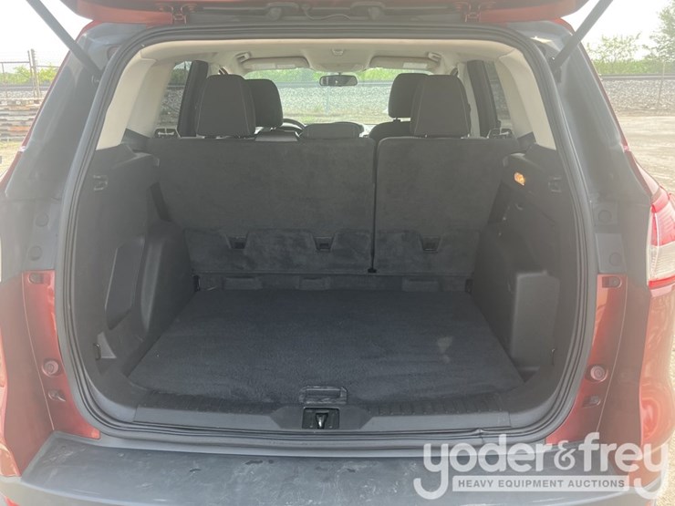 2014-ford-escape-image-24