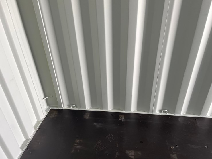 #405-•-20'-shipping-container-image-20