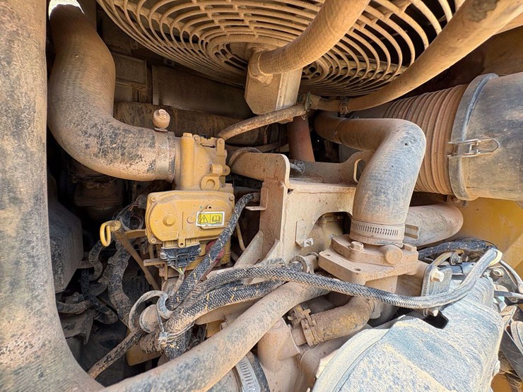2019-caterpillar-299d2-image-31