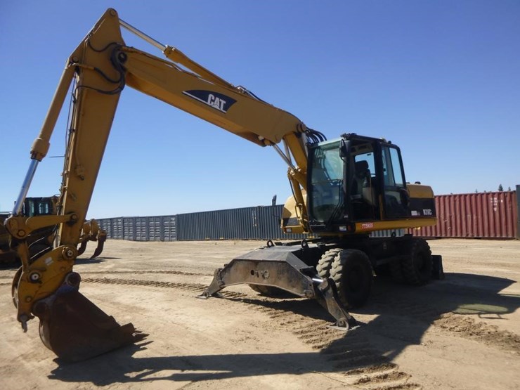 2005-caterpillar-m318c-image-2