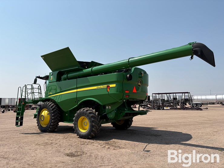 2024-john-deere-s770-image-7