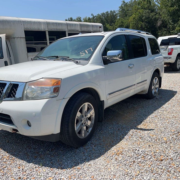 2011 NISSAN ARMADA