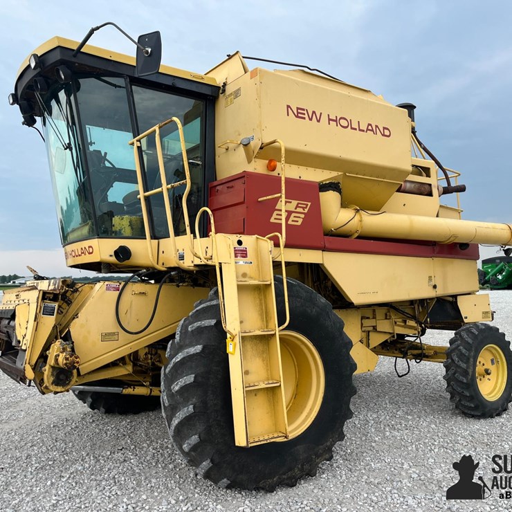 NEW HOLLAND TR86