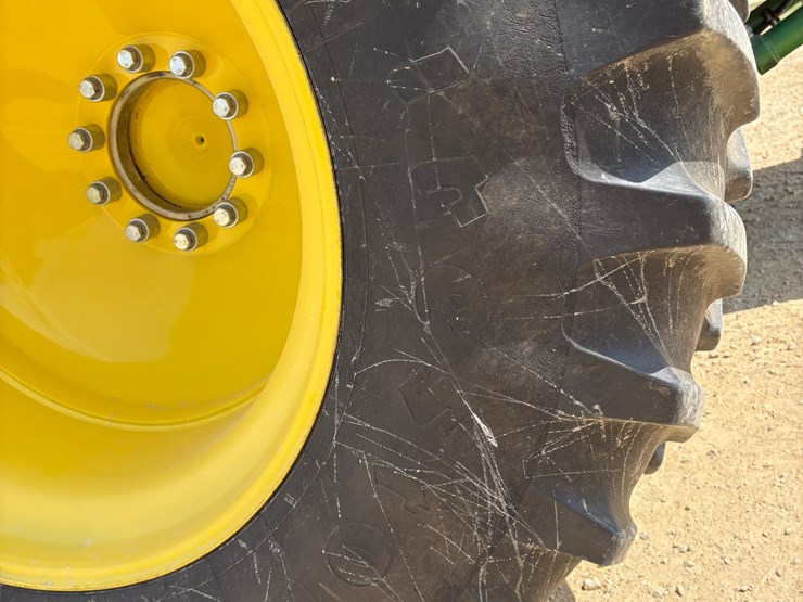 2014-john-deere-s670-image-13