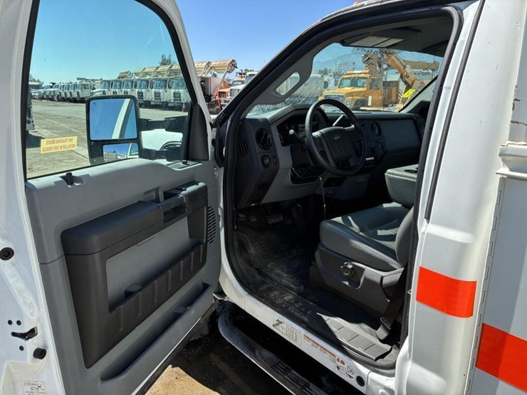 2012-ford-f450-image-22