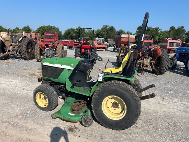 john-deere-4100-image-2