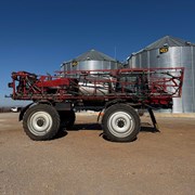 2014 CASE 3330