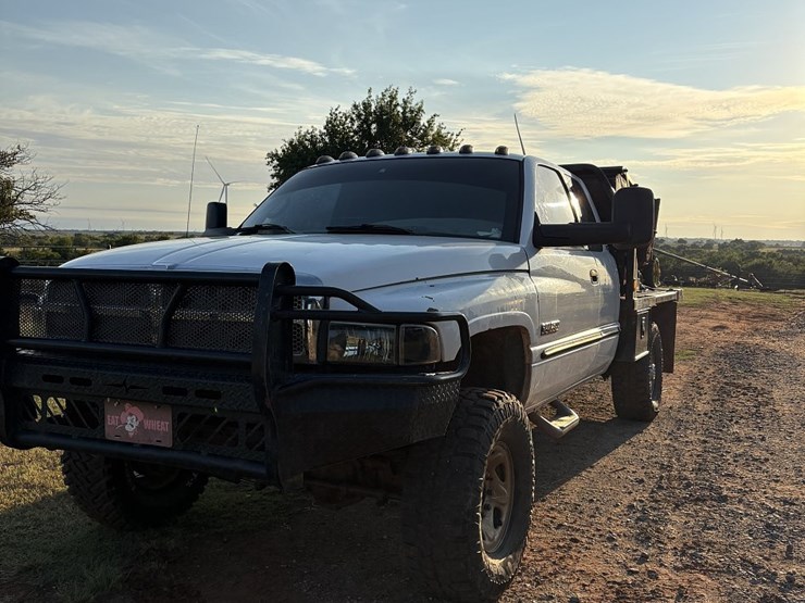 1999-dodge-2500-image-4