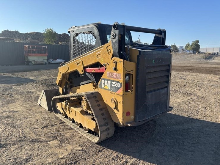 2016-caterpillar-259d-image-4