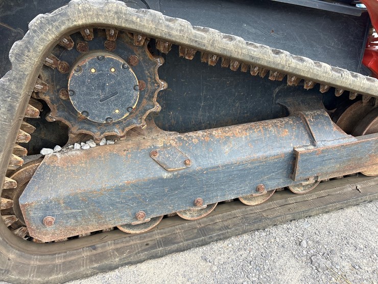 kubota-svl75-2-image-12