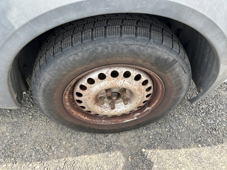 2010-ford-transit-connect-image-13