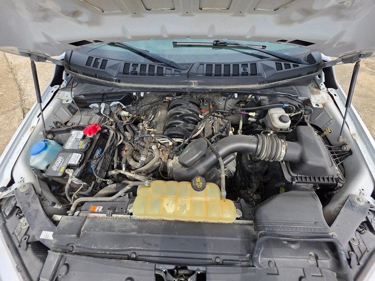 2020-ford-f150-image-23