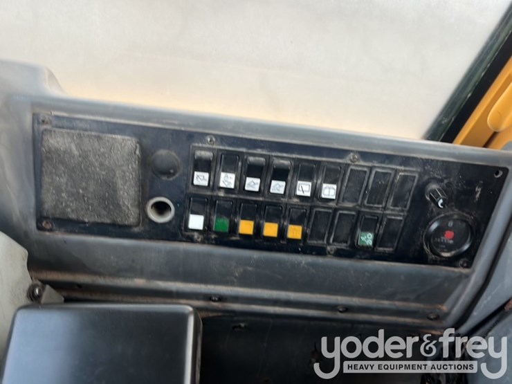 2008-volvo-l60e-image-11