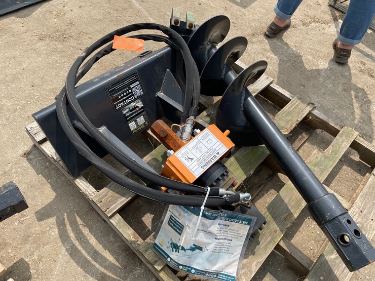 #9770-•-wolverine-mini-skid-steer-auger-drive-and-bit-attachment-image-4