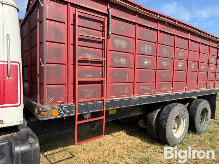 1979-international-f-2654-t/a-grain-truck-image-11