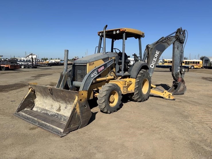 2007-deere-410j-image-1